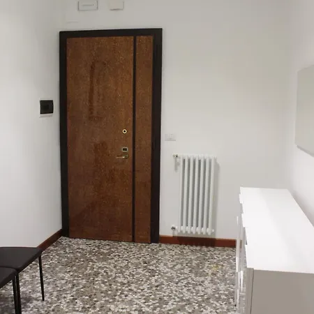 Little Гостевой дом *