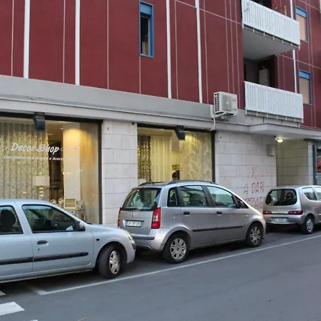 Little Гостевой дом *